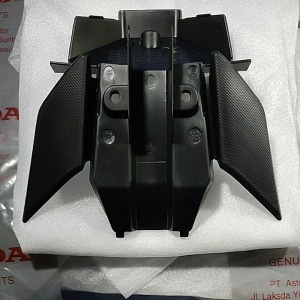 tutup cover sambungan spakbor fender belakang new vario 150 vario 125 vario 160