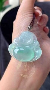 18K Icy Floating Flowers Jadeite Buddha (18K冰飘花翡翠佛公)