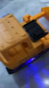 รถตักดิน รถแทรกเตอร์ของเล่น มีเสียง มีไฟ เคลื่อนที่ได้