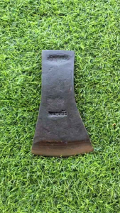 หัวขวานหนองบัวจัมโบ้ งานตีจากโคราช หน้าขวาน 4 นิ้ว เหล็กแหนบแท้ ต่อเติมด้ามเองได้ ฟันไม้ใหญ่ได้