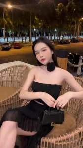 🔥 เกาะอก กระโปรงรัดรูป พริ้วสวยเซ็กซี่ มากค่า 🔥 พริ้วสวยเซ็กซี่