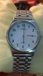 Đồng hồ nam CITIZEN FORMA QUARTZ size 37mm  hai lịch lỗi lịch thứ không nhảy lịch số nhảy bình thường đáy xoáy chống nước 10Bar  100% thép không gỉ độ dài dây đeo 18cm