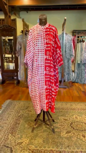 Lila Kaftan Dian Pelangi: Busana Muslim Elegan & Modern