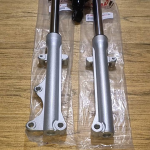 Paket Hemat AS Shock Depan Plus Tabung dan Belakang Yamaha Jupiter MX Old JUPITER MX New 135 Old {Kode Part 1S7/5YP}