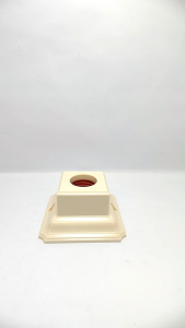 BROCO FITTING PLAFON SEGI PERSEGI KOTAK/FITTING TEMPEL PLAFON BROCO CREAM SEGI PERSEGI KOTAK FITTING