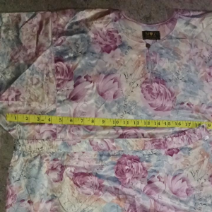 พลัสไซต์ ชุดอินเดียหญิง ชุดรายอ แขกปากี มุสลิม อิสลาม บาจูกุรุง. KEBAYAปาเต๊ะ  ชุดรายอ ชุดเข้าเซท 2ชิ้น สีพาสเทวชมพูฟ้า ผ้าซาติน เอวยางยืดถึงไซต์ XXL ขอชม เพิ่มเติมได้ทุกจุด