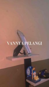 Rak dinding minimalis modern elegan dan serbaguna