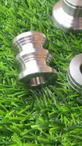 ชุดบูทล้อ เลส 4 ชิ้น ใส่รุ่น W125R S i W110 คาบูW100-05u box บูทล้อหน้า 1คู่+บูทล้อหลัง1คู่ งานสแตนเลสแท้ (1 เซ็ท)