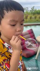 (พร้อมส่ง...ส่งไว🇹🇭)ลูกโป่งวิทย์ ของเล่นโบราณ ของเล่นวัยเด็ก10หลอดคละสี - Sensory Play by KT