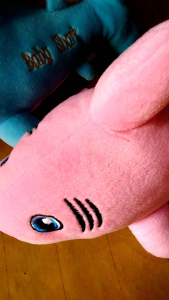 Boneka Ikan Hiu Baby Shake Karakter Mainan Anak Kado