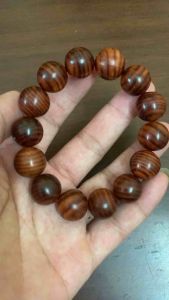 Vòng Sưa quảng bình 16mm gỗ già vân đẹp.
