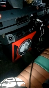 Box Subwoofer L300 AC 10 in: Subwoofer Untuk Sistem Audio