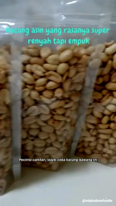 PEROMO!! kacang goreng bawang gurih ukuran 1 kgmakanan ringan cemilan khas lebaran senek kue keringkacang bawangkacang goreng bawang daun jeruk/cemilan kacang goreng
