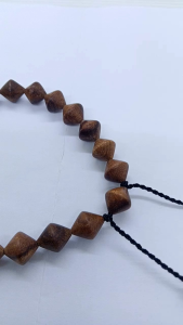 gelang kayu Bidara motif piramid benang tarik Fs045