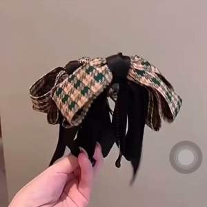 (Ready Stock 现货) Japan Korean Style Temperament Plaid Bowknot Banana Clip Horsetail Twist Clip 日韩系气质格子蝴蝶结香蕉夹马尾扭夹