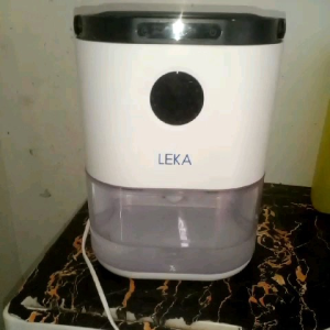 Dehumidifier LEKA 6223 – Penghilang Lembap & Jamur | Bekas dan masih Mulus Siap Pakai