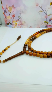 Tasbih Kayu Galih Asem & Kemuning Hitam: Tradisi Indonesia di E-commerce