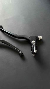 มือครัช NSR แท้เบิกศูนย์ พร้อมน็อตเลส