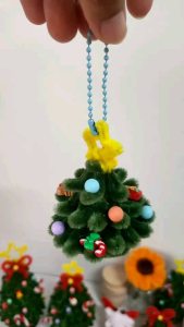 พวงกุญแจต้นคริสต์มาสจิ๋ว
