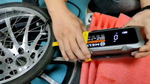 Jump Starter Air Compressor & Power Bank
