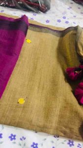 Taara luxe pink and grey mull cotton saree comfortable easy to drape temple casual events festivals. Purple and grey ethnic saree with deep V-neck blouse and floral trim.