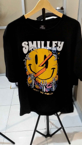 Kaos Oversized Tshirt Smilley Kaos Oversize Wanita/Pria