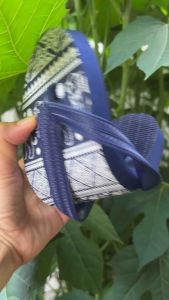 รองเท้าแตะยางพารา ลายช้าง สีกรม