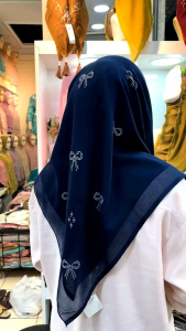 HIJAB SEGI EMPAT PARIS PAYET COQUETTE SWAROVSKY//KERUDUNG SEGI EMPAT PARIS PAYET PITA SWASROVSKY//SEGIEMPAT PARIS PAYET PITA