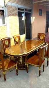 Kursi Makan Kayu Jati Salina: Desain Elegan & Berkualitas Tinggi