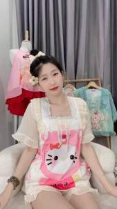 Bộ đùi tiểu thư lụa xước ánh kim mềm mịn  bộ pijama mẫu thiết kế hoa văn sành điệu dễ thương  size chuẩn 40:60kí