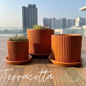 กระถางต้น 3 ขนาด รุ่น 6-10 นิ้ว คุณภาพแข็งแรง มีจานรอง ไม่มีจานรอง และลายลอนเล็ก