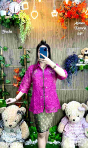 Atasan Kemeja Wanita Brukat 542 detail keterangan ada digambar import kualitas import 250gram