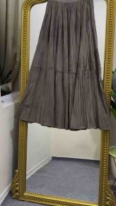 Rok Valvet Bludru Import Mayung Dita: Desain & Kelebihannya