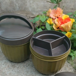 TEMPAT NASI/WADAH MAKANAN SERBAGUNA/RANTANG PIKNIK TERBARU