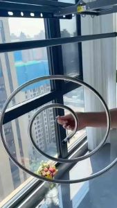螺旋式不锈钢晒被子神器1个Spiral Stainless Steel Quilt Drying Machine家里被子床单洗了总是没地方晒，入手了这个#可旋式晾衣架，不锈钢材质不怕生绣👍现在整个床单都可晾晒了，节省空间#居家好物 #好物推荐