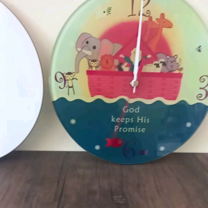 Jam Dinding Analog Rohani Kaca Noah Kristen Katolik GWC 6901