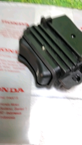 tombol pembuka jok motor vario125 vario 110 led vario 150