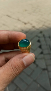 Batu Bacan Doko Kristal Ring Perak: Desain Elegan dan Perhiasan Semi Berharga
