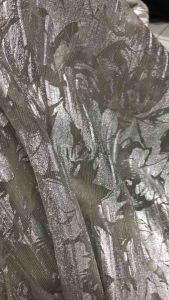 Vải voan lưới in hoa nổi màu bạc(khổ 1m4)co giãn may đầm váy áo dài áo kiểu thời trang