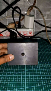 MAGNET FERRITE KOTAK 8.5×6.5CM TEBAL 1.8CM MAGNET LENGKET MAGNET KOTAK BESAR