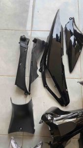 Full set cover body halus dan kasar Honda Supra X 125 Batman / Supra X 125 R 2008 - 2013 Hitam TERLARIS