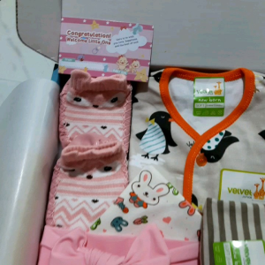 HAMPERS BAYI NEWBORN Lengkap / KADO BAYI / BAJU BAYI / VELVET JUNIOR