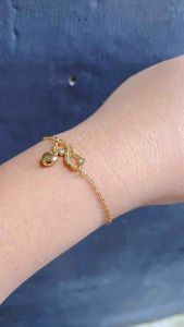Gelang Tangan Rantai Gold Dengan Hiasan Ukir Daun Titanium cxb2402