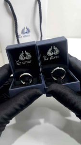 เงินแท้ 925/ แหวนคู่เงินแท้ พลอยนพเก้า เคลือบทองคำขาว (แหวน 3 มิล กับ 4 มิล) / แหวนเงินเพิ่มพูนทรัพย์ พลอยนพเก้า แหวนแห่งความสุข ความเจริญ และความร่ำรวย | RWG00001-2