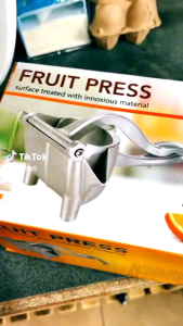 🌹READY STOCK🌹 Fruit Press Metal Manual Fruit Juicer Squeezer Fruit Extractor Lemon / Pemerah Jus Buah Orange Limau 果汁挤压机