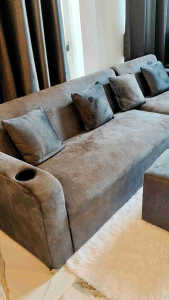 โซฟาแอลเบด พร้อมสตูล 2 หมอน 4 ใบ(ไม่รวมโต๊ะกลาง) ฟรีที่วางแก้วมูลค่า 1000 บาท รับประกันโครงสร้าง 1 ปี สามารถเลือกผ้าและสีได้