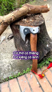 Rìu thép cacbon cán gỗ tự nhiên Rìu âm dương đi rừng camping đa chức năng