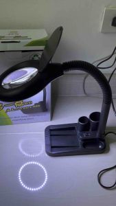 โคมไฟแว่นขยาย แว่นขยายอ่านหนังสือ ปรับระดับสูงต่ำได้ เสียบไฟบ้านได้