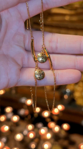 🔮 #轉運星盤文經腳鏈🦶📿小丫腳也🉑以被捧在手心❤師手傅刻萬能轉星運盤，改變命運，#變改運勢🔥#超強吸財經文讓你事業路一攀升，此從走上事業的巔峰，#催運運改助運借運，#把你身的體變成一個風水地寶，#讓你自身形成一磁種場，把周圍落散的財器都吸自到己的身上，走都哪有財運，願成吸運無所不能讓你人變緣好，不缺錢，不煩，惱幫你得想到要的錢財🔥星盤另一側師傅刻手月牙經文，讓變你得更加性感，更魅有力，增加異性，緣招桃花，有助於夫情妻侶生更活加和諧，#讓對方對你戀戀不忘，效有防止對方出軌❤擋災避險 安平順遂