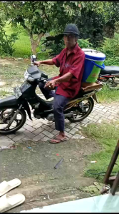 SPEAKER JUALAN / SPEAKER PROMOSI / KELAKSON TELOLET UNTUK SEPEDA / KELAKSON SEPEDAH BASURI / TELOLET ANAK / TELOLET BASURI / TELOLET VIRAL